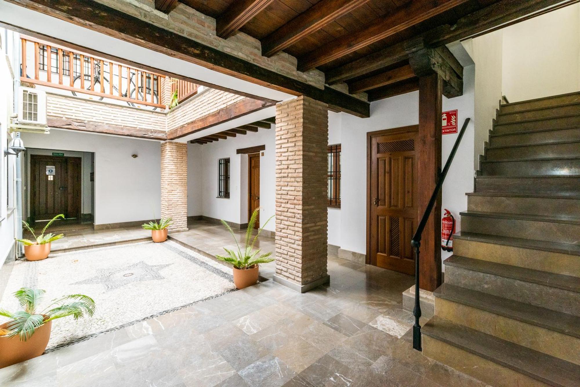 El Rey Zagal Apartament Casa Siglo XVI Pleno Centro Granada Exterior foto